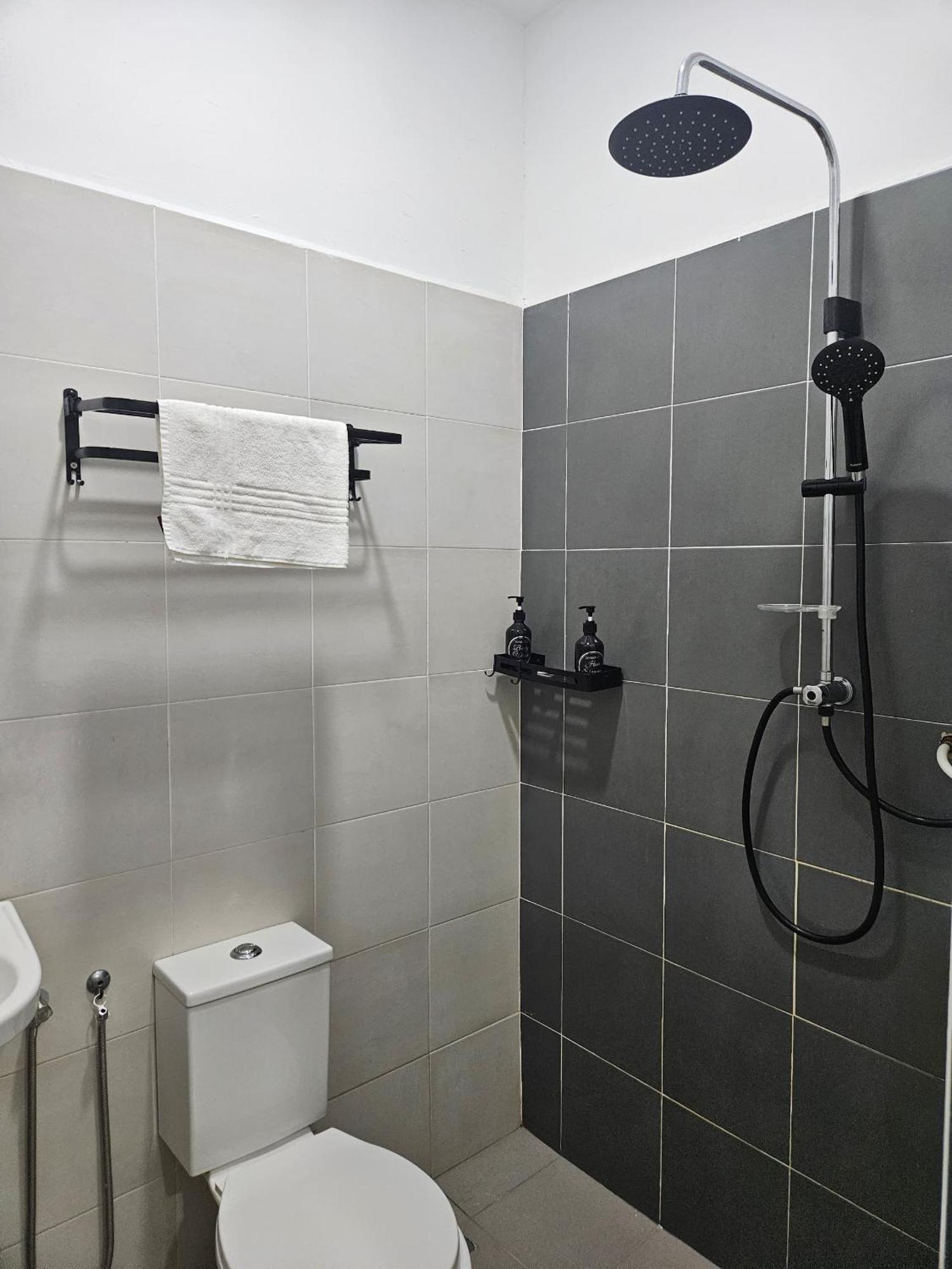 Tz Satellite Hotel, 코타바하루 외부 사진